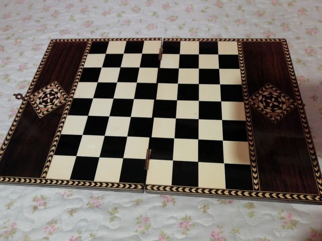 Caja madera  ajedrez