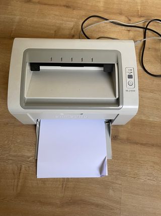 Impresora láser Samsung Ml 2165W de segunda mano por 50 EUR en Vilagarcía  de Arousa en WALLAPOP
