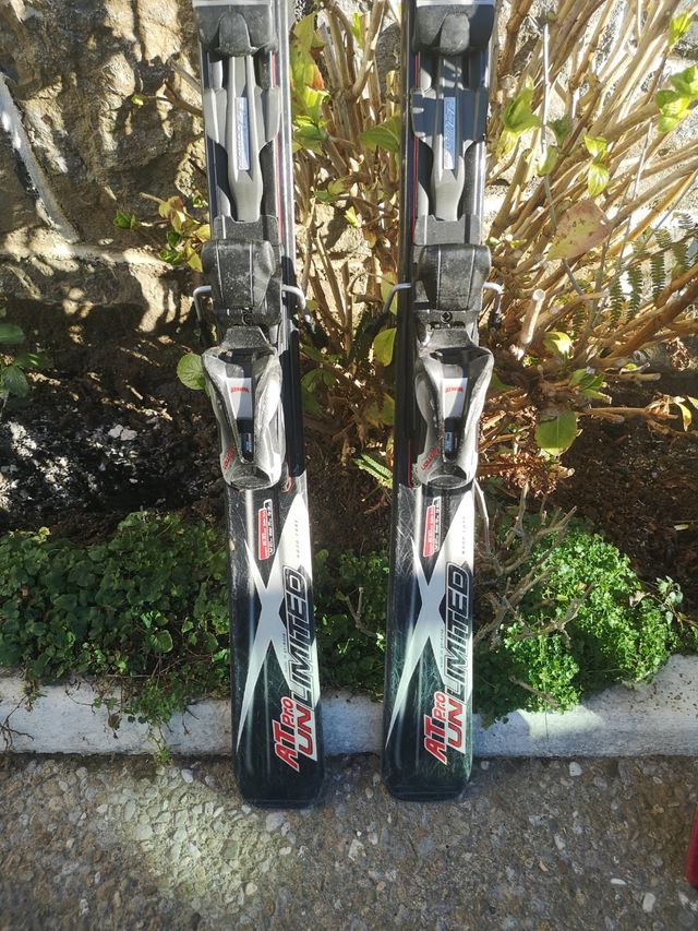 skis pista atomic 165, 155