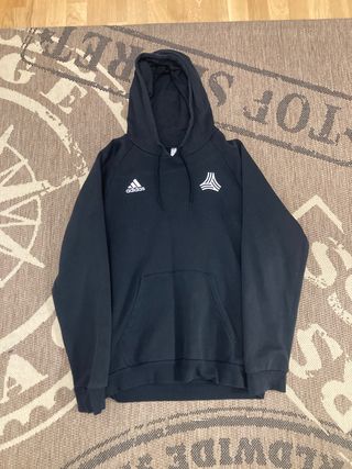 Sudadera Adidas Tango Graphic de segunda mano por 15 EUR en San Sebastián  de Los Reyes en WALLAPOP