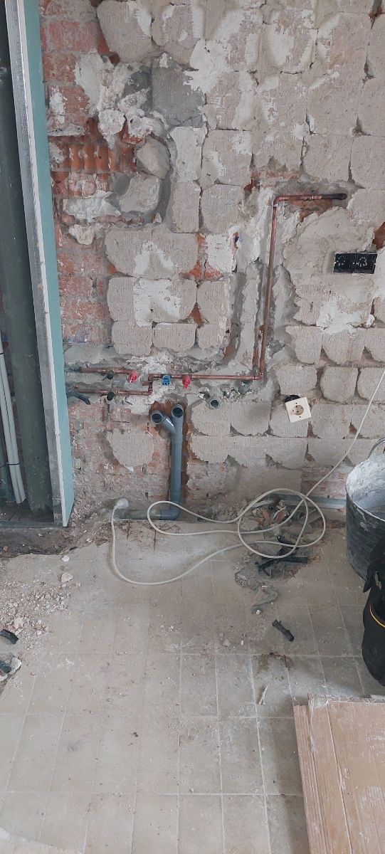 Fontanero Calefacción de Urgencia DISPONIBLE...