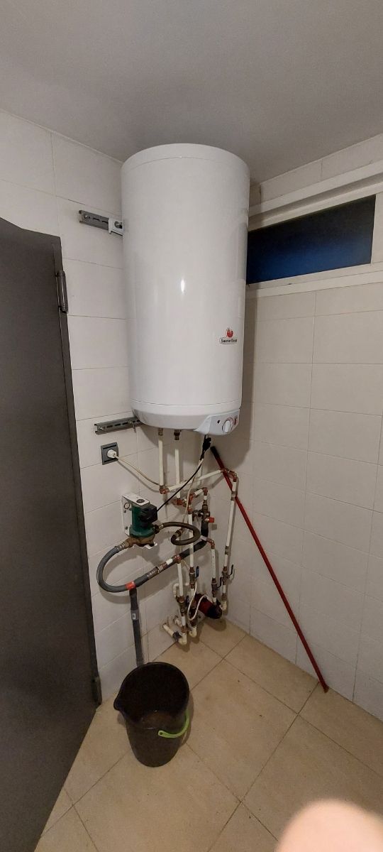 Fontanero Calefacción de Urgencia DISPONIBLE...