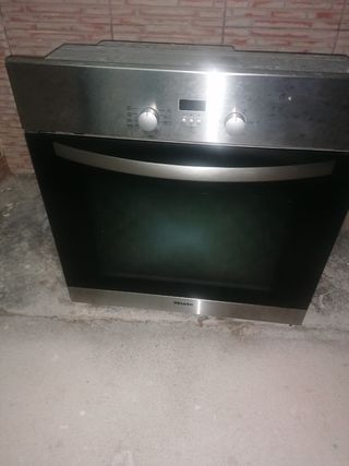 Horno eléctrico miele de segunda mano por 250 EUR en Murcia en WALLAPOP
