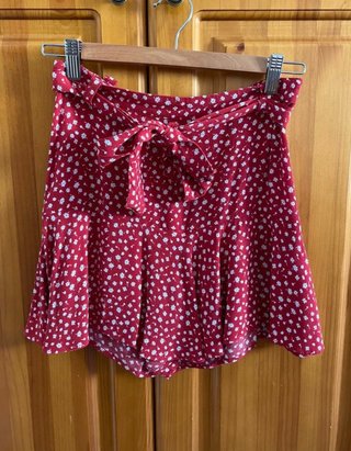 Falda pantalón de Zara de segunda mano por 8 EUR en Hellín en WALLAPOP