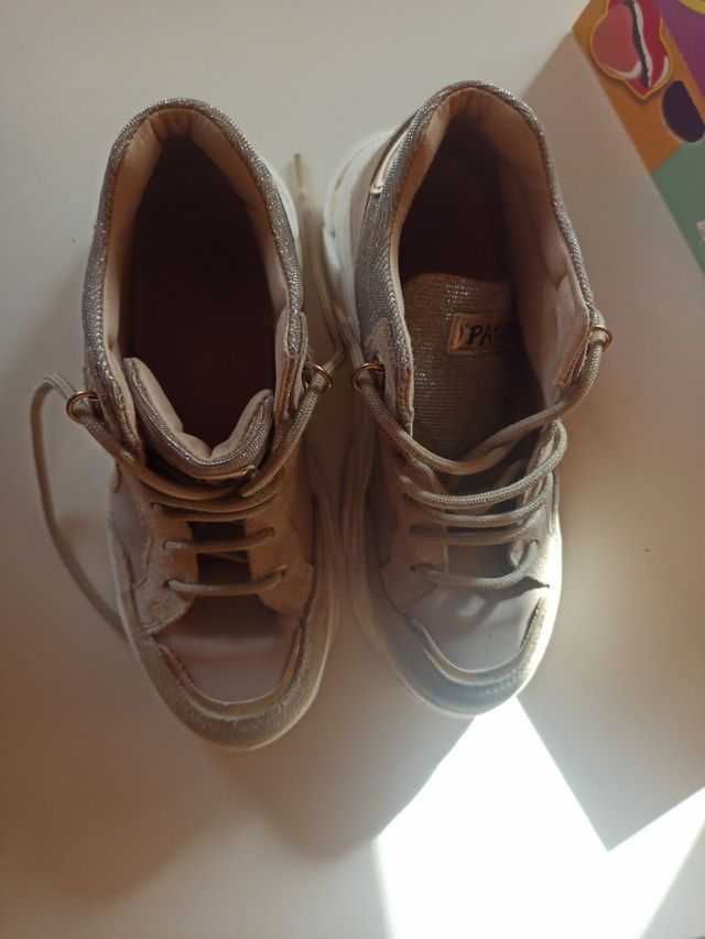 Playeras, zapatillas niña talla 33