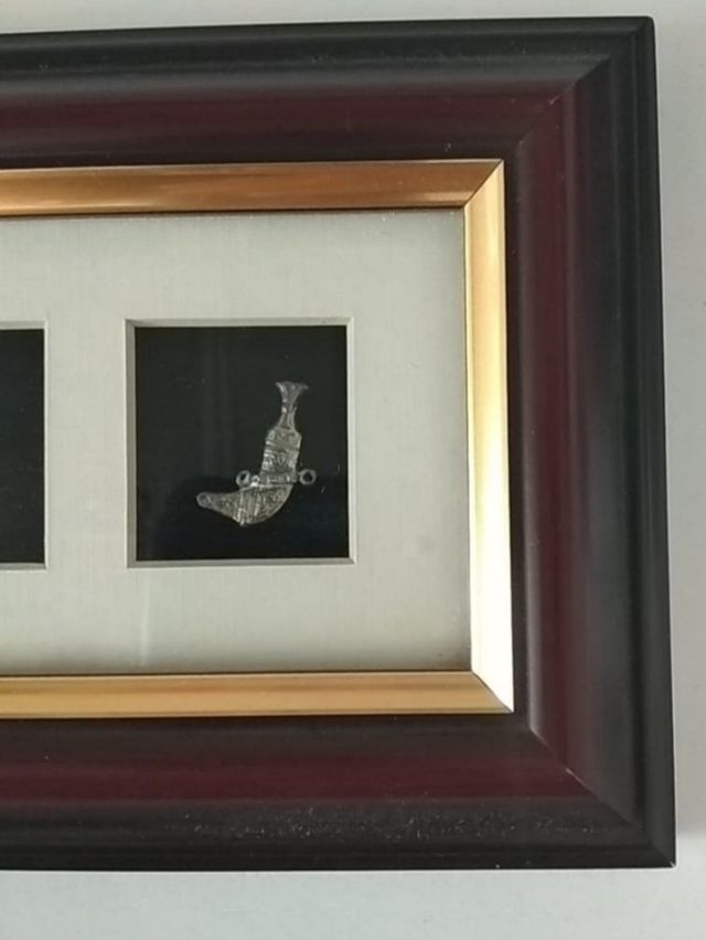 Cuadro motivos egipcios bañados en plata