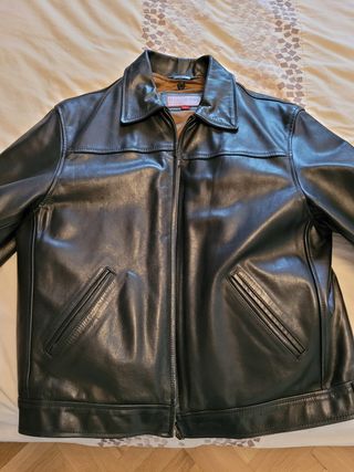 Chaqueta cuero redskins de segunda mano por 150 EUR en Madrid en WALLAPOP
