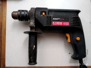 Taladro percutor Kraft 500 w. 13mm. de segunda mano por 25 EUR en Mataró en  WALLAPOP