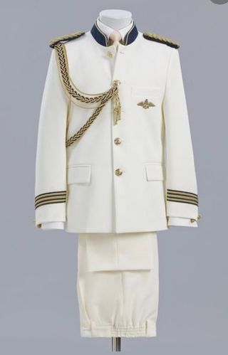 Traje comunión Almirante, Tizzas, El Corte Inglés. de segunda mano por 150  EUR en Barcelona en WALLAPOP