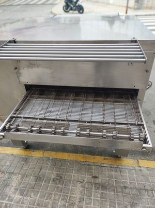Horno Pizzeria industrial de segunda mano por 5.500 EUR en Sant Climent de  Llobregat en WALLAPOP