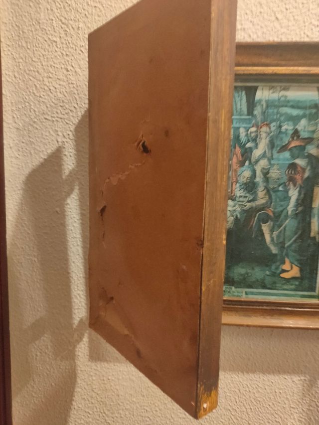 Tríptico antiguo. Madera