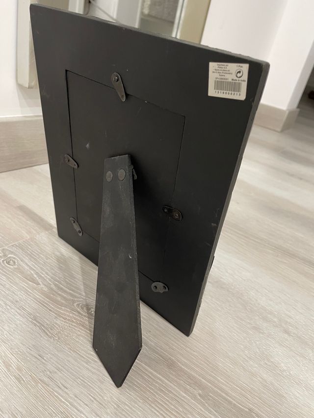 Marco de fotos plata y negro