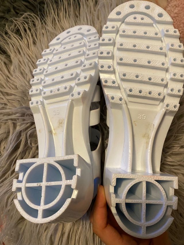 Sandali bianchi con tacco misura 39