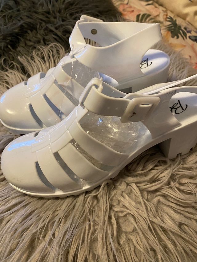 Sandali bianchi con tacco misura 39