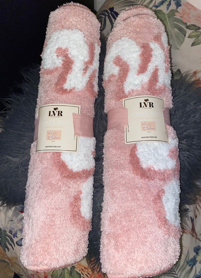 Nuovo tappetino Women'secret con etichette