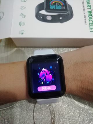 Smartwatch nuevo de segunda mano por 12 EUR en Valdemoro en WALLAPOP
