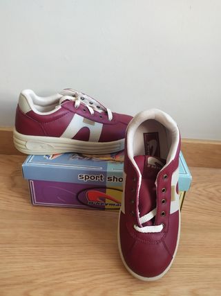 ZAPATILLAS SPORT-10 COLOR BURDEOS - Farmacia del Pilar