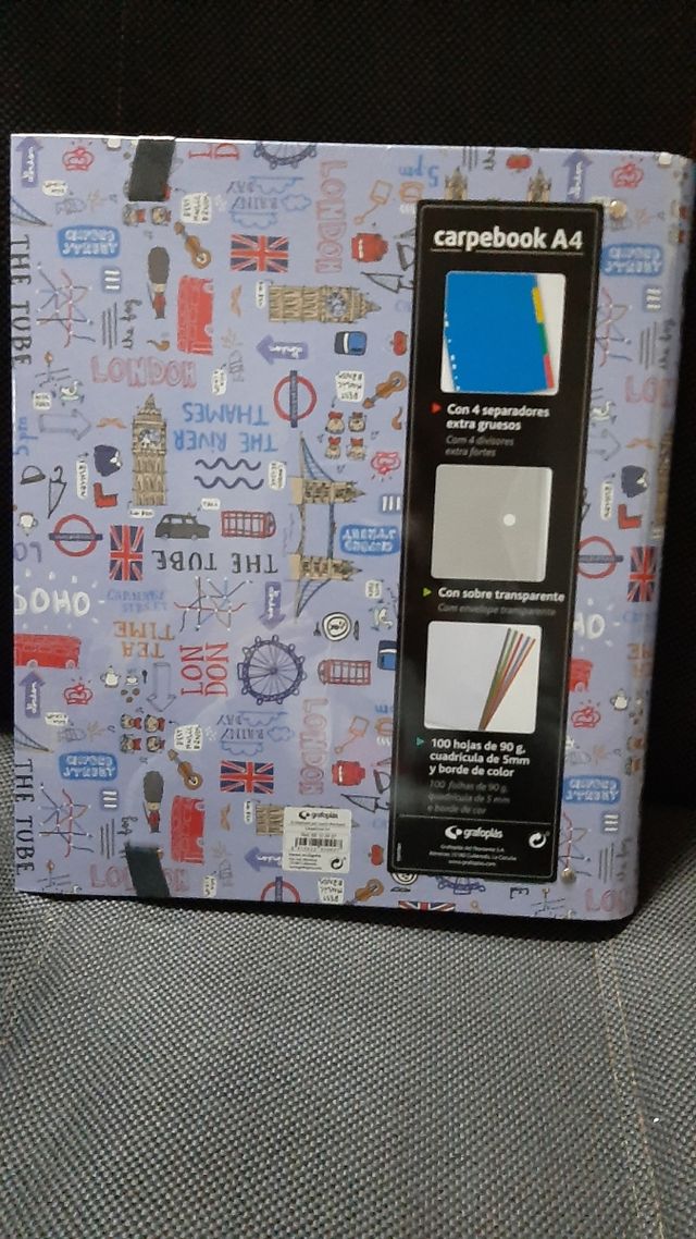 Carpeta de anillas y gomas. Carpebook A4.