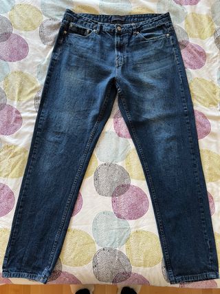 Tejanos Lefties talla 44 de segunda mano por 6 EUR en Cerdanyola del Vallès  en WALLAPOP