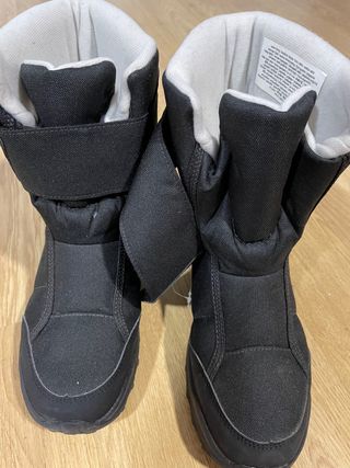 Botas de nieve. 37 de segunda mano por 12 EUR en Cobeña en WALLAPOP