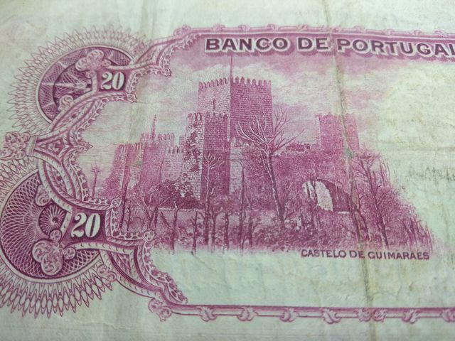 PORTUGAL. ESCASO BILLETE DE 20 ESCUDOS. 1929