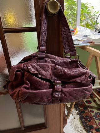Bolso piel Zara de segunda mano por 15 EUR en Valencia en WALLAPOP