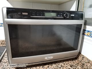 Ofertas Whirlpool: Microondas - Whirlpool MWP 254 SB Encimera combinado 25  L 900 W Negro｜Kyeroo.com