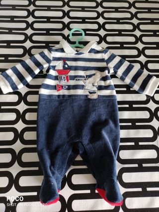Ropa de Bebé recién nacido prenatal de 0 a 1 mes de segunda mano por 6 EUR  en Barcelona en WALLAPOP