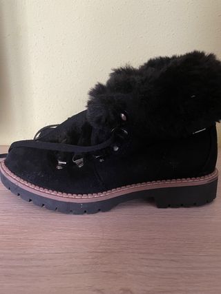 Botines mustang 2021 sin uso talla 37 calientes de segunda mano por 15 EUR  en Barakaldo en WALLAPOP