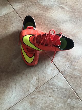 Zapatillas de Fútbol | Paris.cl