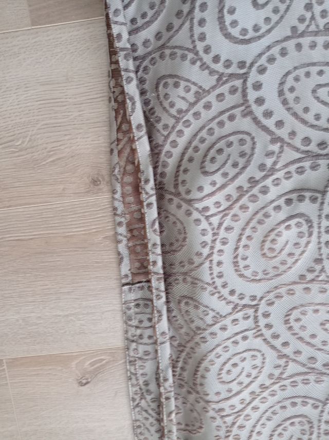 visillo lateral solo es uno