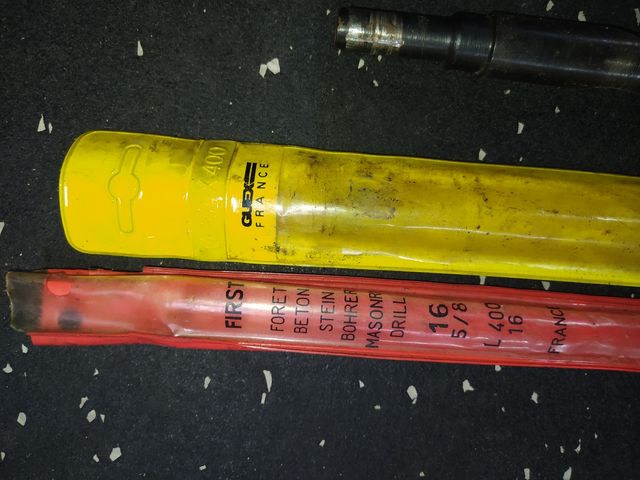 brocas pared, piedra 15 unidad