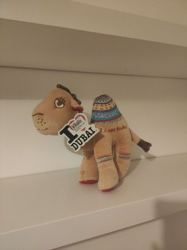Peluche camello