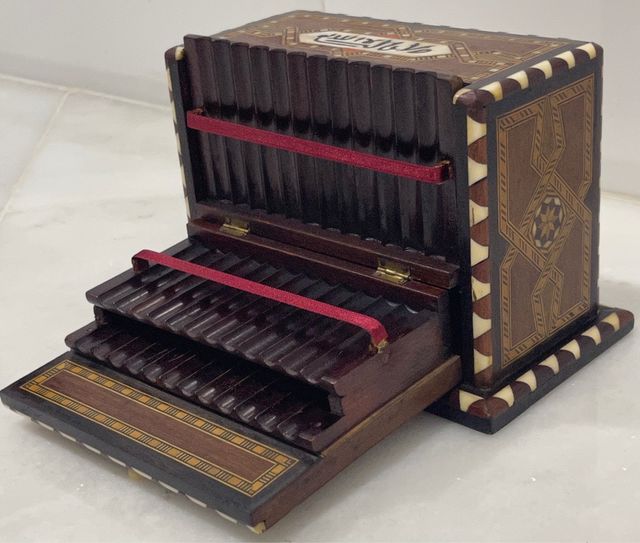 ORIGINAL CAJA TABACALERA MARQUETERÍA TARACEA