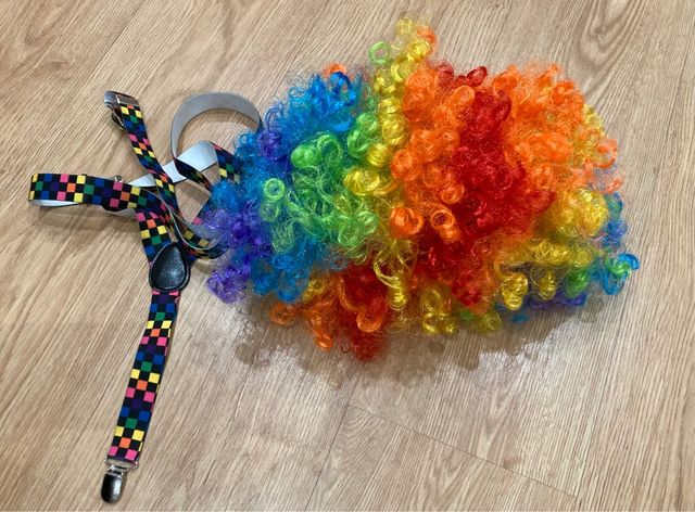 Peluca y tirantes de payaso adulto