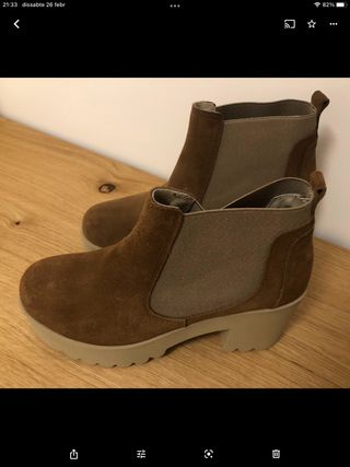 Botas ante mujer con plataforma. Talla 38 de segunda mano por 35 EUR en  Lleida en WALLAPOP