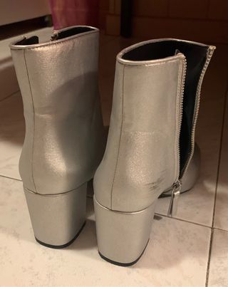 Botas y botines de mujer | ZARA México
