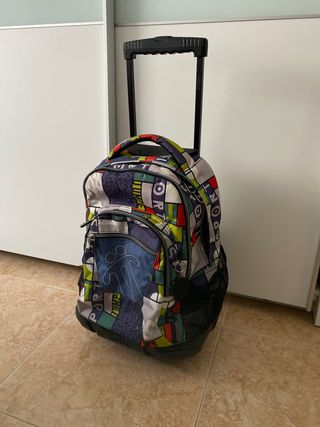 Maleta de ruedas colegio marca Totto de segunda mano por 10 EUR en Palma de  Mallorca en WALLAPOP