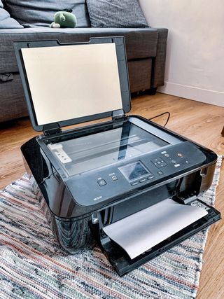 Impresora Canon PIXMA MG5750 | printer de segunda mano por 25 EUR en  Barcelona en WALLAPOP