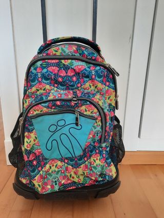 Mochila Totto de segunda mano en Cádiz en WALLAPOP