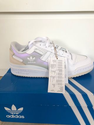 Tenis Adidas Originals de segunda mano por 70 EUR en Santa Cruz de Tenerife  en WALLAPOP