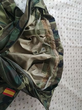 Traje chaqueta y pantalon intemperie ejército esp de segunda mano por 42  EUR en Alaquas en WALLAPOP