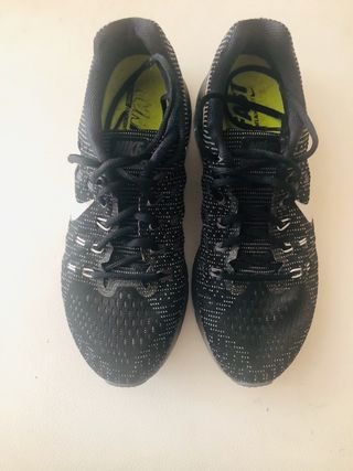 Zapatillas Nike zoom structure 19. T 43 o 9.5 de segunda mano por 25 EUR en  Getafe en WALLAPOP