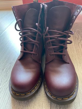 Botas de mujer Dr. Martens, número 41 de segunda mano por 90 EUR en Sant  Feliu de Llobregat en WALLAPOP