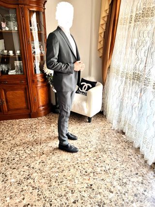Traje Verde Pistacho para Hombre de segunda mano por 180 EUR en Valencia en  WALLAPOP