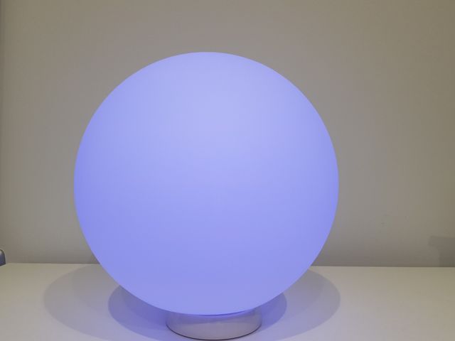 Lampara luz natural y multicolor