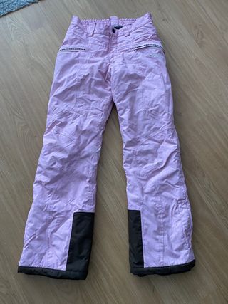 Conjunto ropa ski mujer\\/niña de segunda mano por 40 EUR en Bilbao en  WALLAPOP
