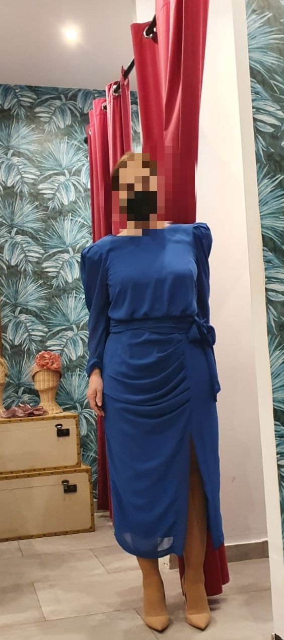 Vestido Moosy de segunda mano por 110 EUR en Valencia en WALLAPOP