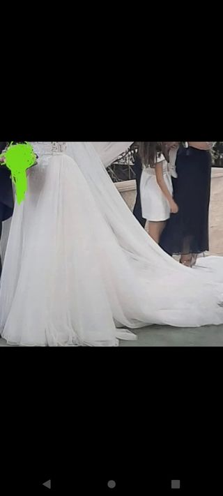 Se vende sobre falda Pronovias ninfa de segunda mano por 260 EUR en Almería  en WALLAPOP