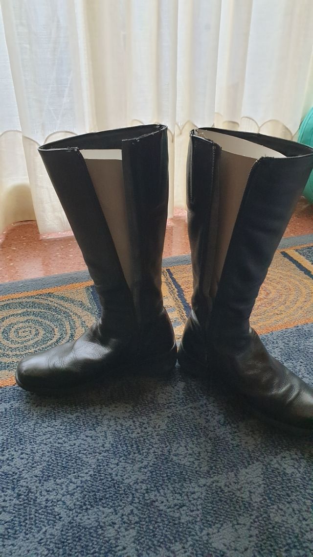 Botas altas negras de piel